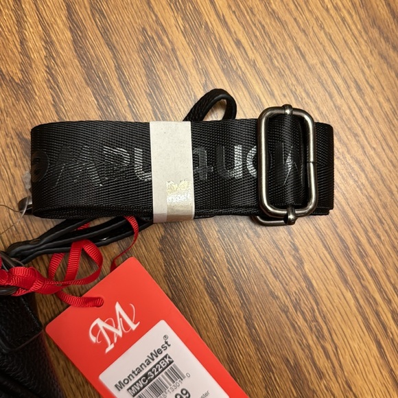 Montana West Small Fanny Pack Crossbody Purse - Picture 3 of 7